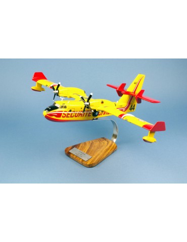MAQUETTE BOIS CANADAIR...