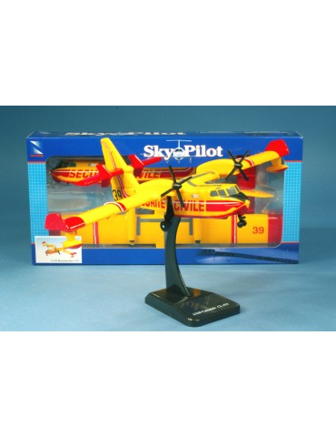 MAQUETTE CANADAIR CL415
