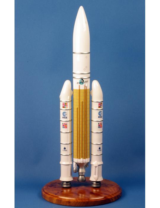 MAQUETTE BOIS ARIANE 5