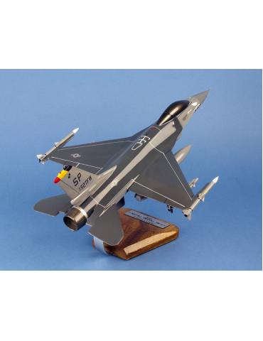 MAQUETTE BOIS F-16 FIGHTING FALCON 52ND TFW USAF