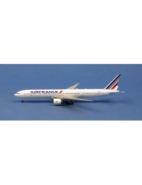 MAQUETTE METAL BOIENG 777-300ER AIR FRANCE-2021 LIVERY- F-GZND LA ROCHELLE