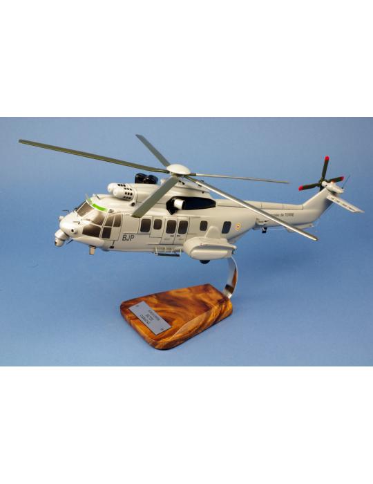 MAQUETTE BOIS CARACAL EC725 ALAT