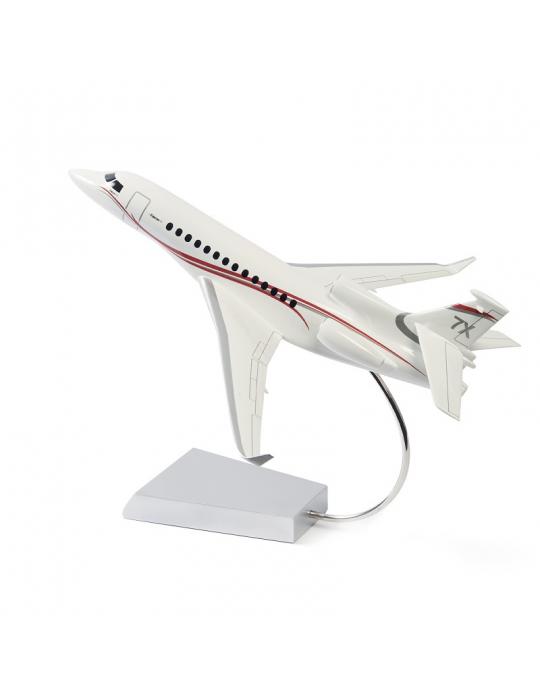 MAQUETTE METAL FALCON 7X 1/72