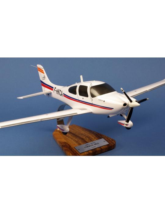 MAQUETTE BOIS CIRRUS SR 22 ARMEE DE L'AIR F-HKCA CATS BA701 SALON DE PROVENCE