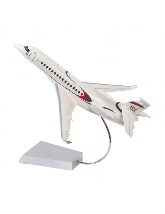 MAQUETTE RESINE FALCON 8X