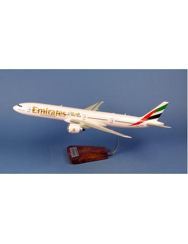 MAQUETTE BOIS BOEING 777-31H. ER A6-ECH EMIRATES