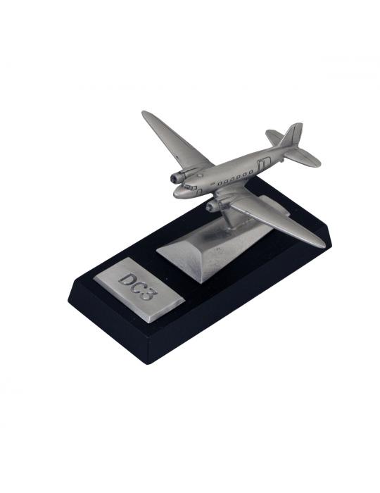 MAQUETT DE BUREAU EN ETAIN DC3