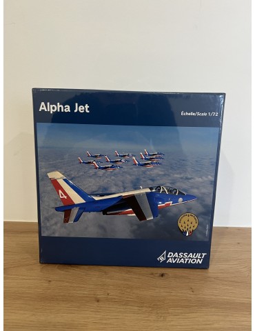 MAQUETTE METAL ALPHA JET PATROUILLE DE FRANCE