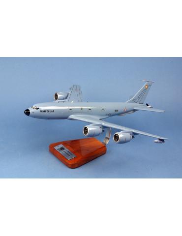 MAQUETTE BOIS C-135 FR STRATOTANKER GRV 02.091 BRETAGNE 1/100
