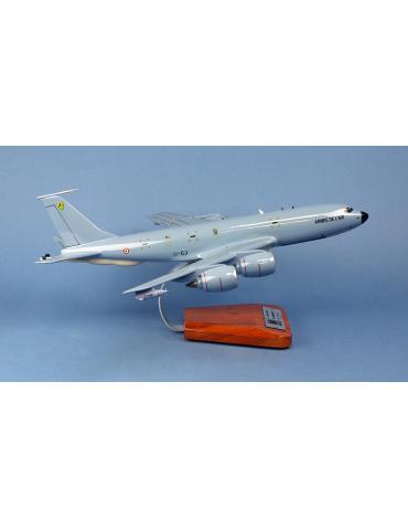 MAQUETTE BOIS C-135 FR STRATOTANKER GRV 02.091 BRETAGNE 1/100