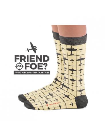 PAIRE DE CHAUSSETTES AMI OU ENNEMI