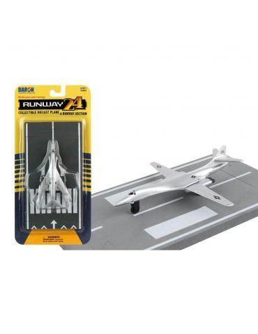 MAQUETTE METAL JOUET B-1 RUNWAY 24