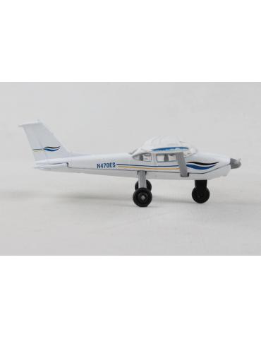 MAQUETTE JOUET CESSNA 172 RUNWAY 24