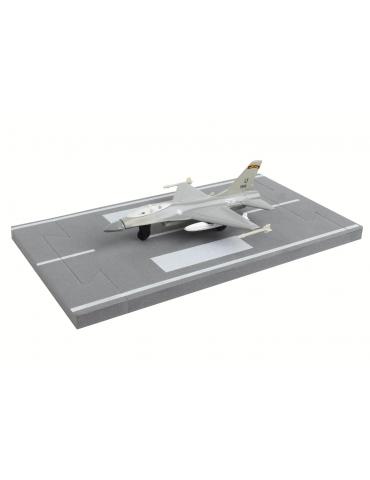MAQUETTE JOUET F16 MILITARY RUNWAY 24