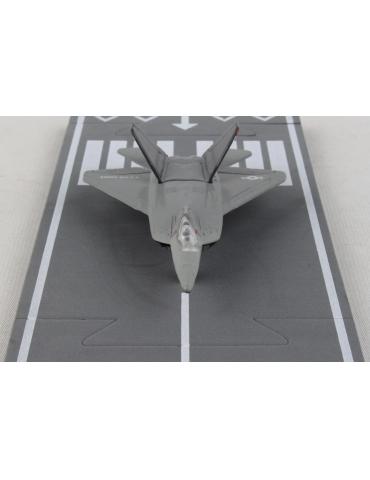 MQUETTE JOUET F22 RAPTOR RUNWAY 24