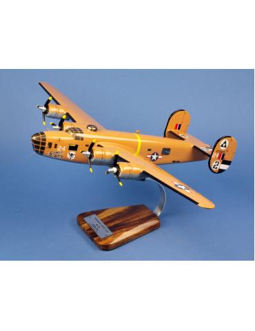 MAQUETTE BOIS B24 LIBERATOR "STRAWBERRY BITCH" 512 BS/376BG PLOESTI RAID