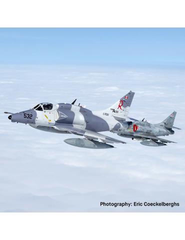 PORTE CLES DOUGLAS A-4 SKYHAWK C-FGZO